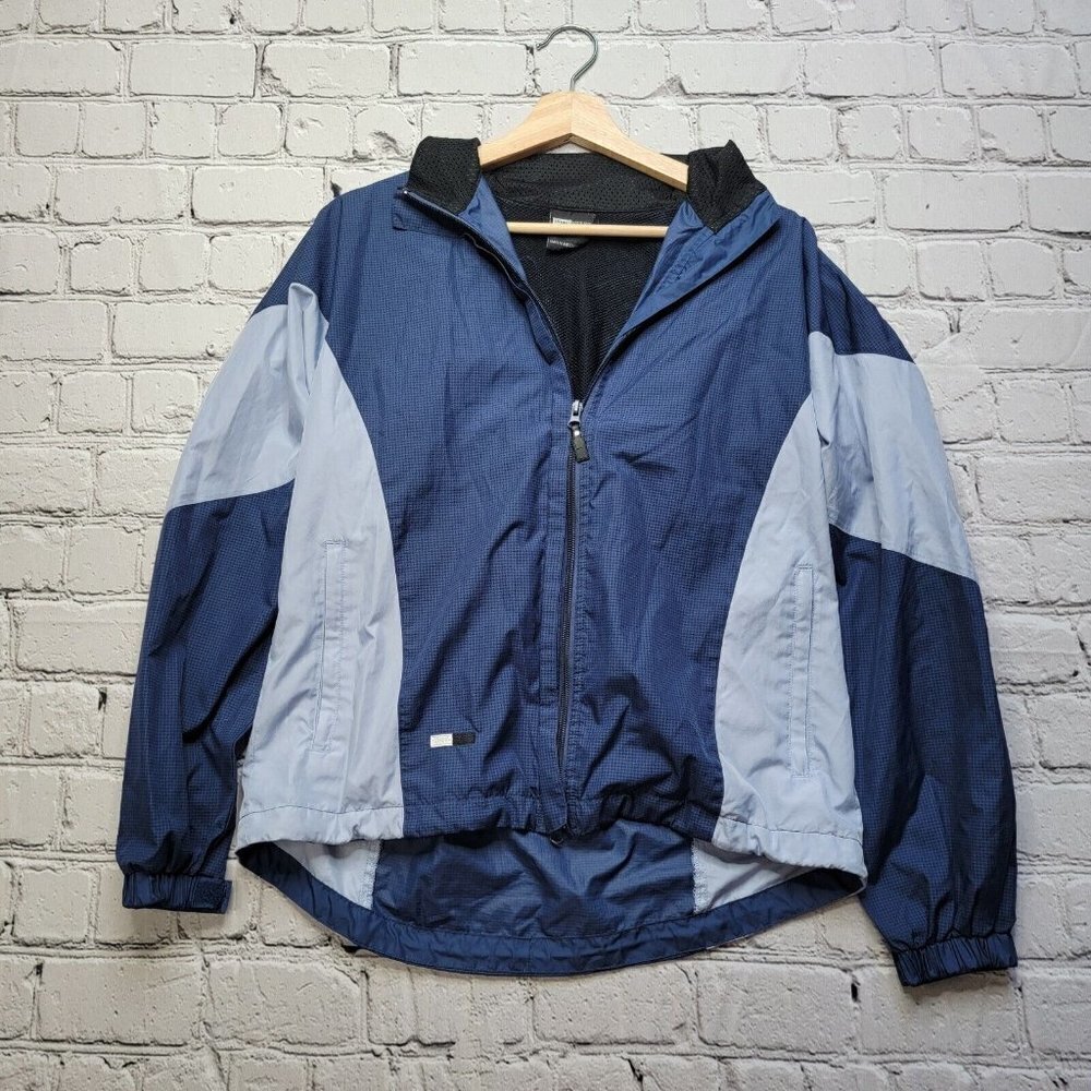 illumiNite Two Tone Blue Windbreaker Full Zip Jacket Zip Pockets Size S?